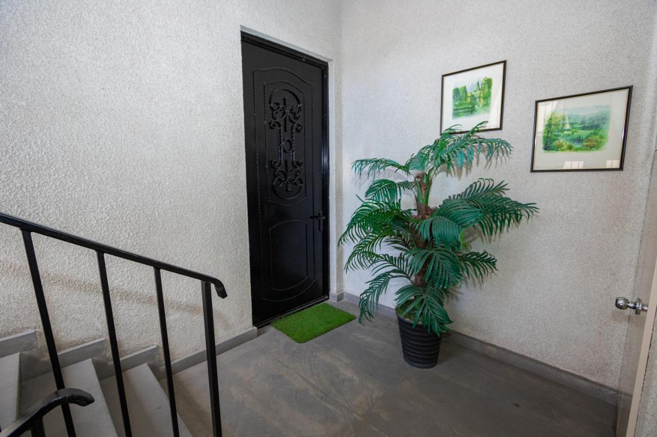Brand New Apartment With Terrace Tbilisi Exterior foto