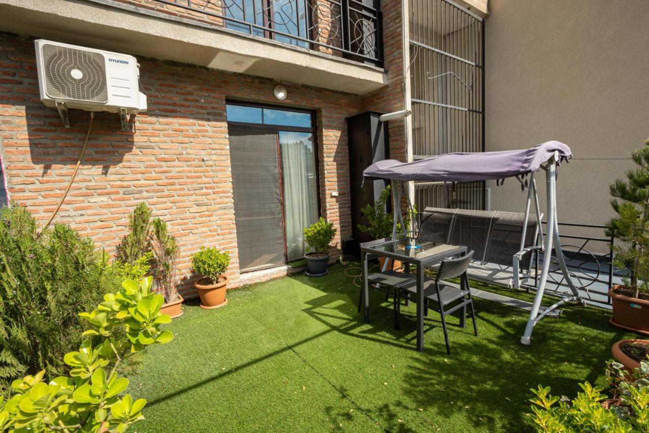 Brand New Apartment With Terrace Tbilisi Exterior foto
