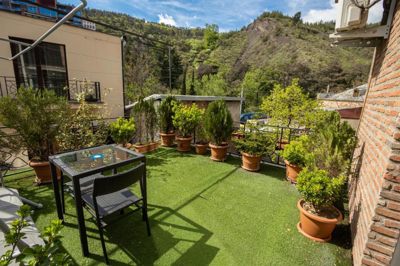 Brand New Apartment With Terrace Tbilisi Exterior foto